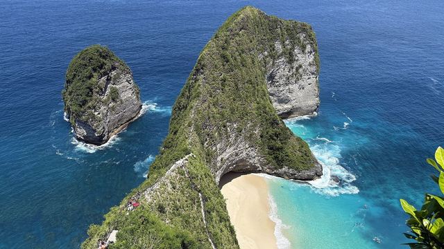 The cliffs of Kelingking on Nusa Penida